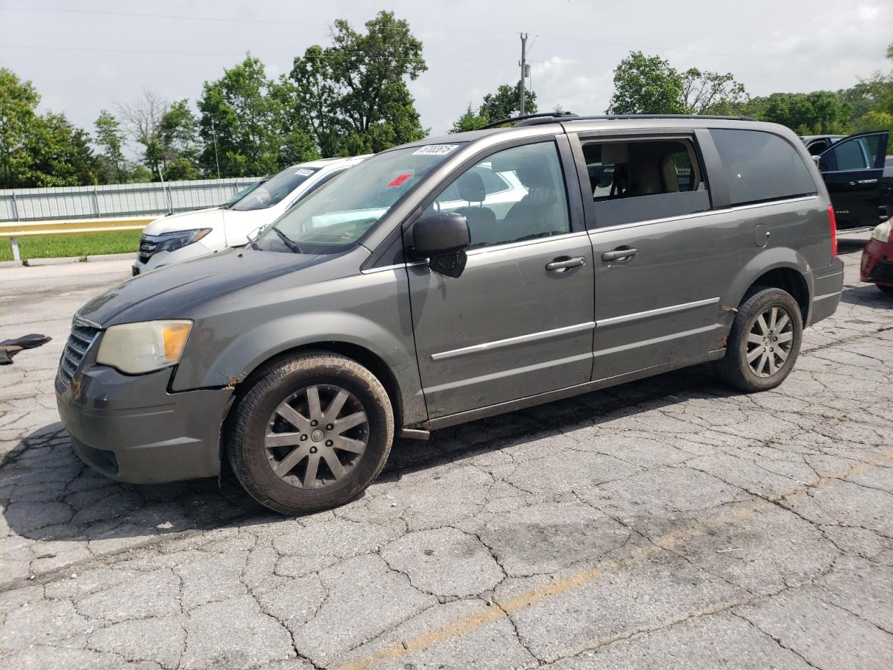 CHRYSLER TOWN & COUNTRY TOURING