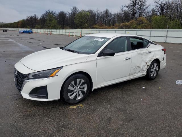 NISSAN ALTIMA S