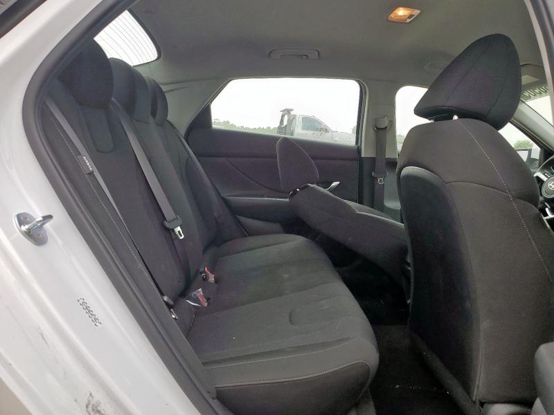 2024 HYUNDAI ELANTRA SE - KMHLL4DG9RU851475