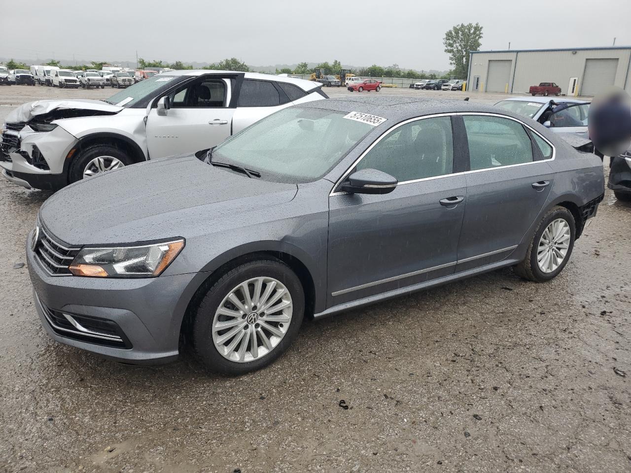 VOLKSWAGEN PASSAT SE