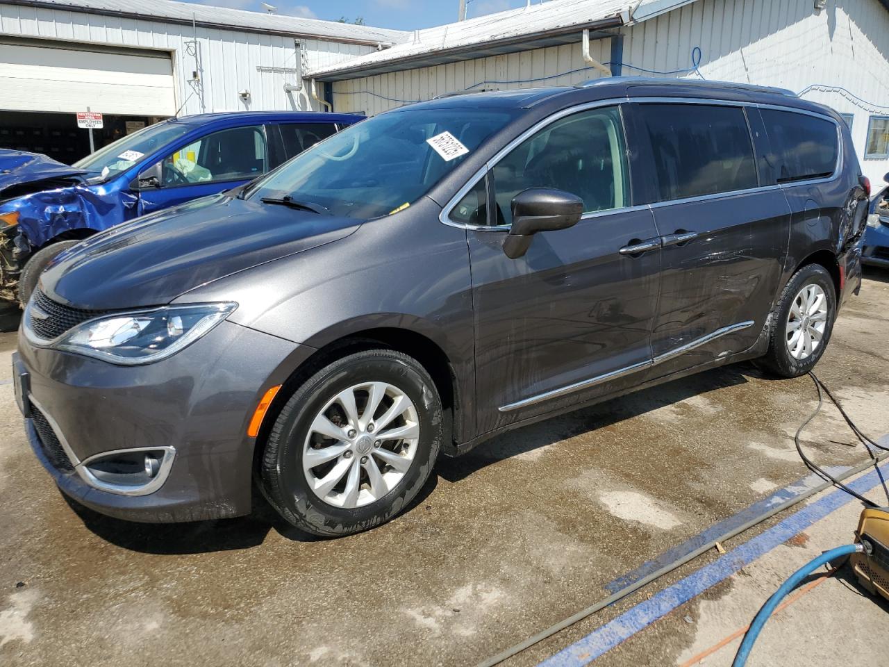 CHRYSLER PACIFICA TOURING L PLUS