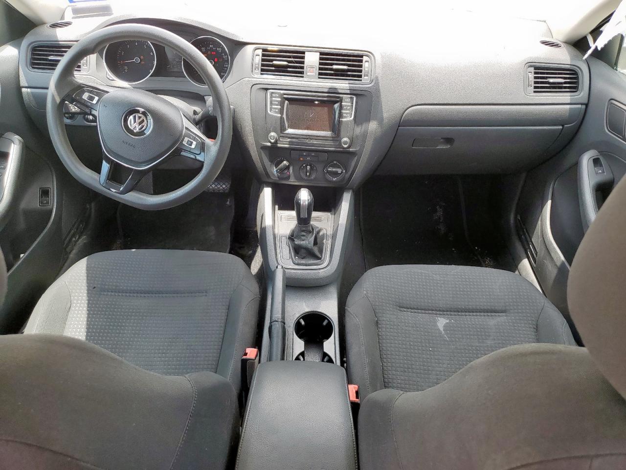 Volkswagen Jetta s 2016