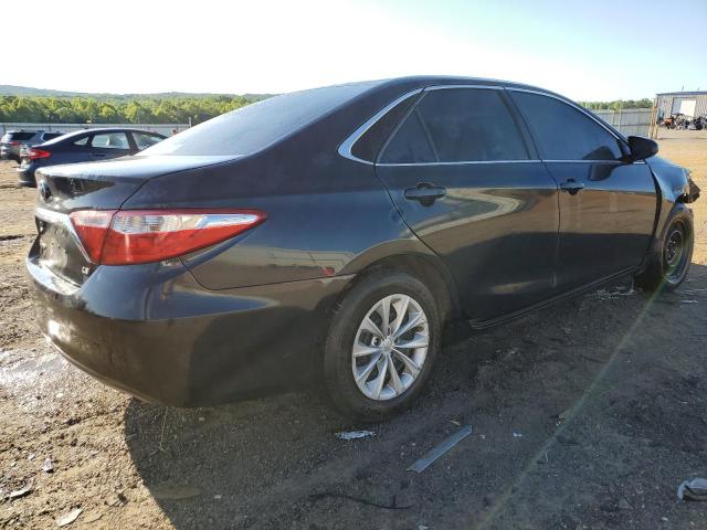 Vin: 4t1bf1fk2hu673877, lot: 57566695, toyota camry le 20173