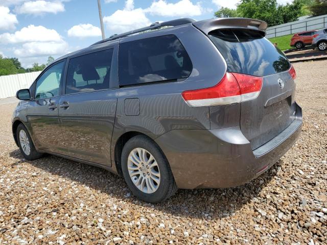TOYOTA SIENNA XLE 2011 gray  gas 5TDYK3DC9BS165113 photo #3