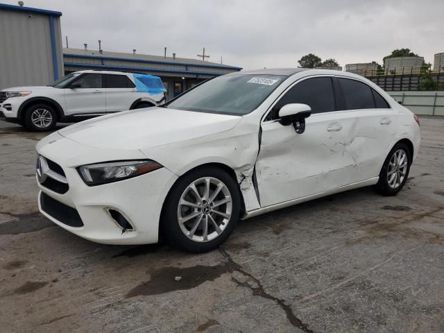 Vin: wdd3g4eb0kw024363, lot: 57523105, mercedes-benz a-class 220 2019 img_1
