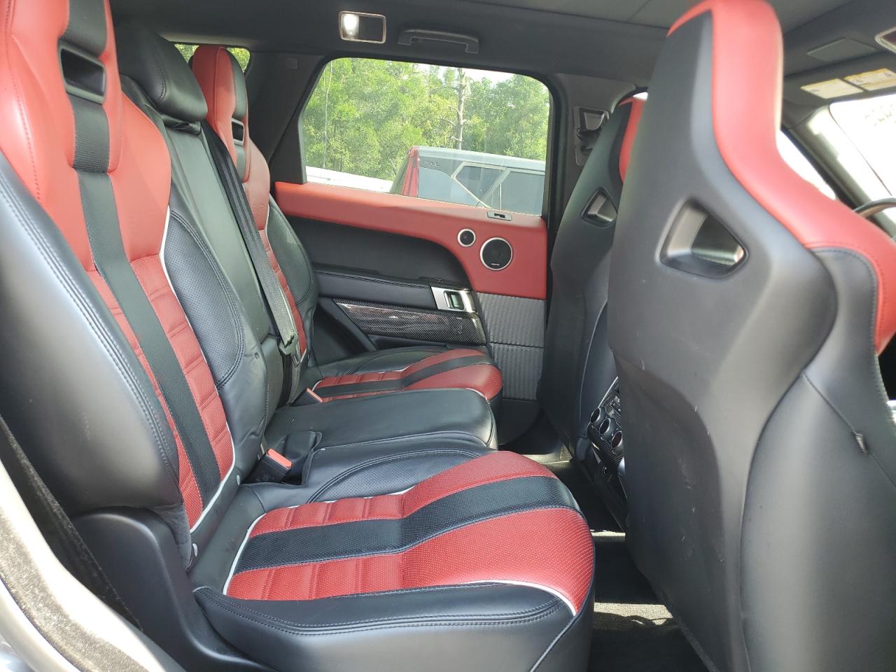 LAND ROVER RANGE ROVER SVR