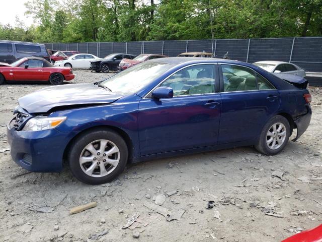 TOYOTA CAMRY BASE