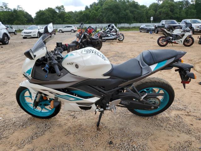 2024 YAMAHA YZFR3 A MH3RH18Y3RK017524