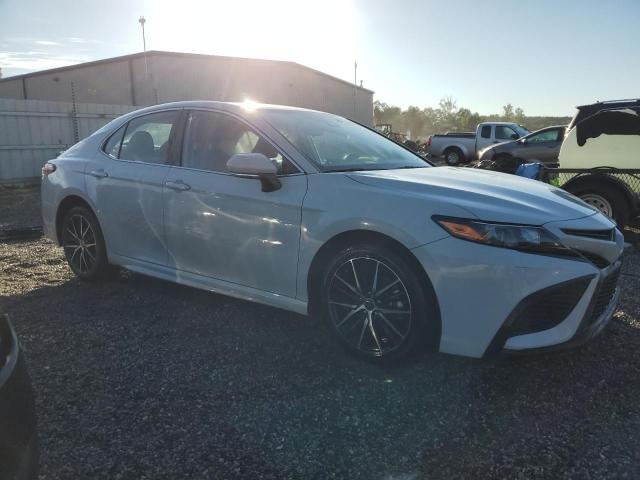 Vin: 4t1g11ak0nu003770, lot: 57759025, toyota camry se 20224