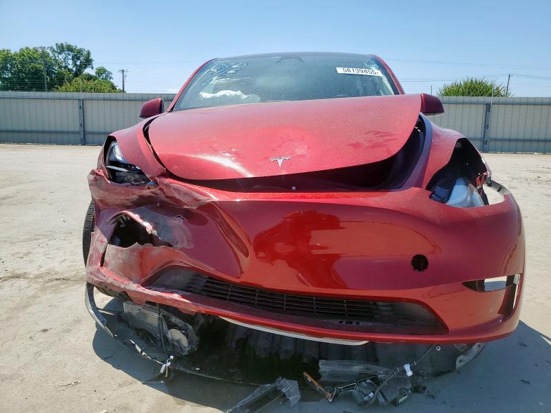 2024 TESLA MODEL Y 7SAYGAEE8RF130120