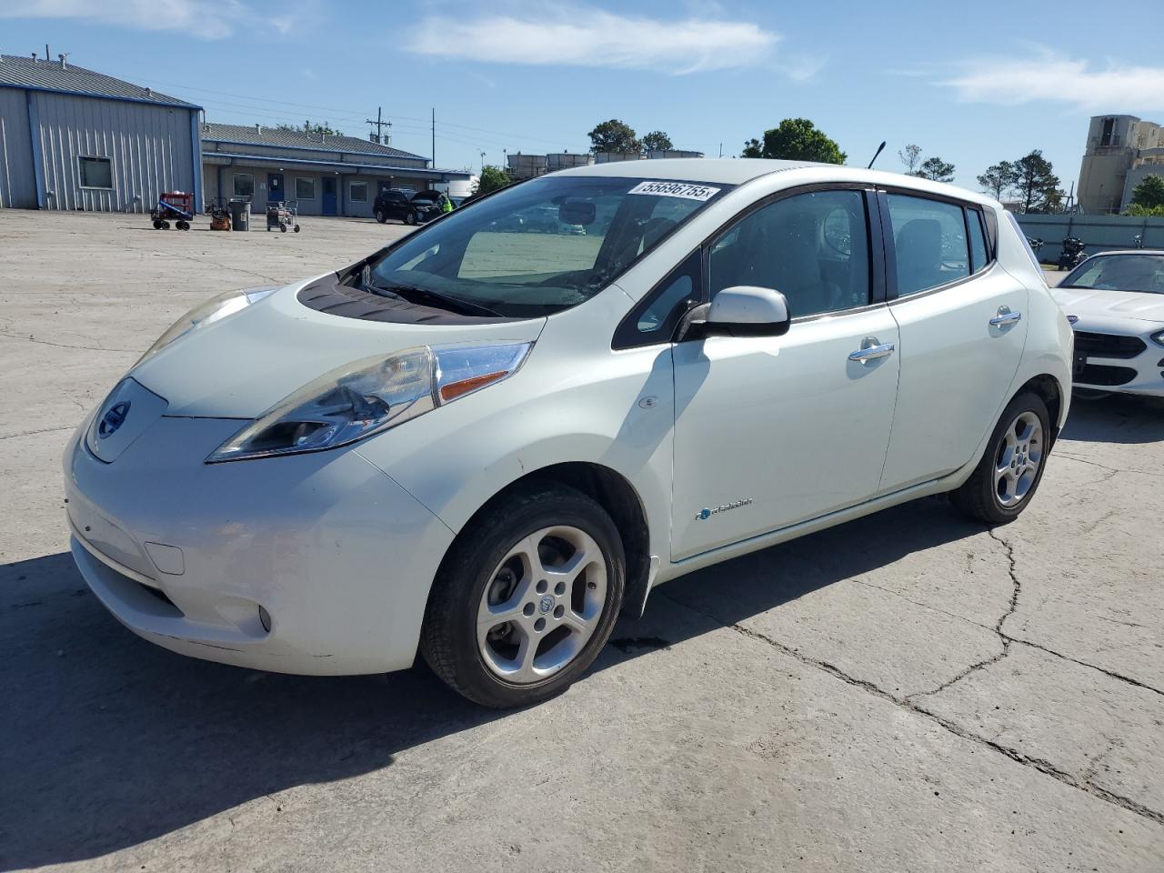 NISSAN LEAF SV
