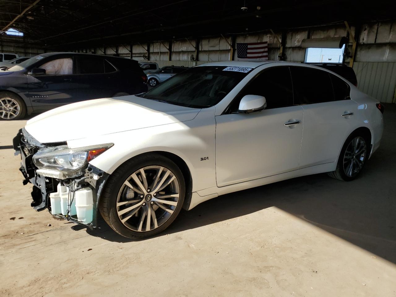 INFINITI Q50 LUXE