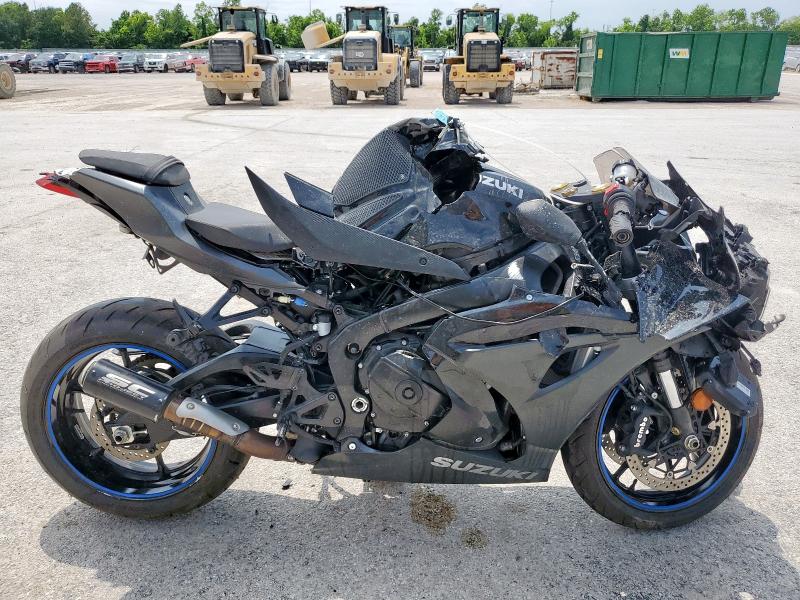 SUZUKI GSX-R1000 2023 black  gas JS1DM11B6P7100076 photo #1
