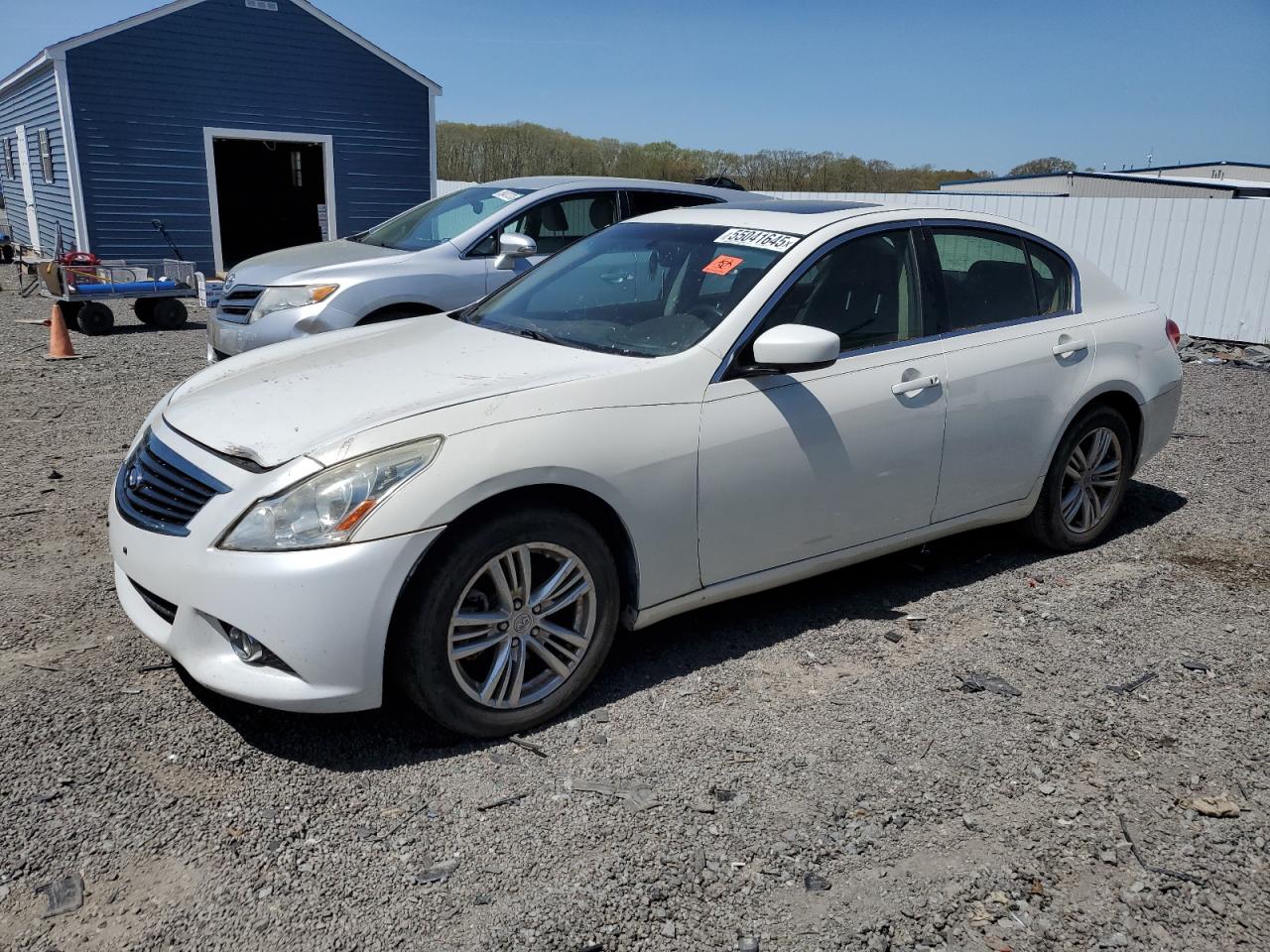 INFINITI Q40