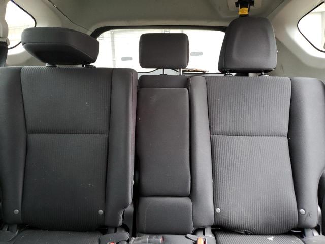 2018 TOYOTA RAV4 LE - 2T3BFREV1JW739200