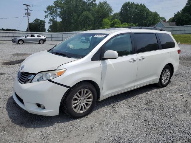 Vin: 5tdyk3dc0fs546919, lot: 57593065, toyota all models xle 2015 img_1