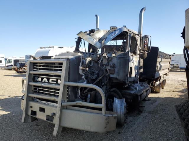 MACK 600 CH600 1999 burn  diesel 1M1AA18Y8XW117348 photo #3