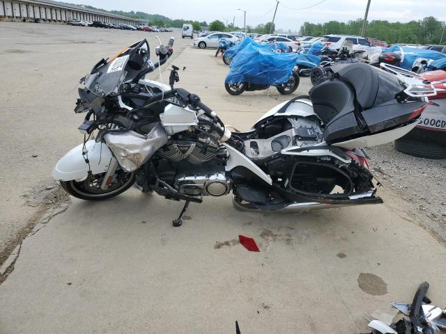 2014 VICTORY MOTORCYCLES VISION TOU 5VPSW36N7E3030003
