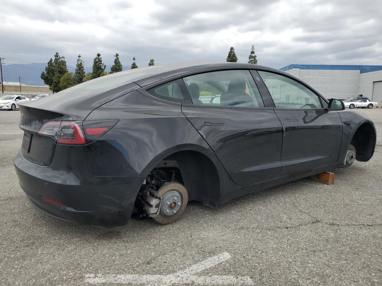 Tesla Model 3 2023