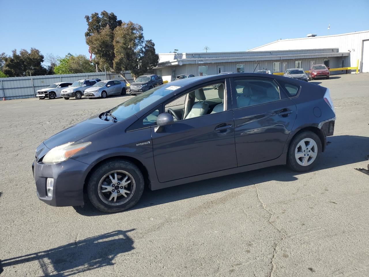 TOYOTA PRIUS