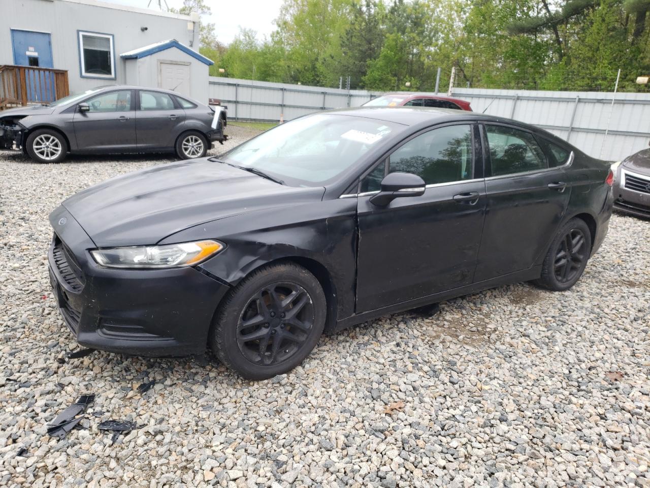 FORD FUSION SE