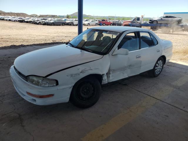TOYOTA CAMRY LE 1994 white  gas JT2GK12E4R0005313 photo #1