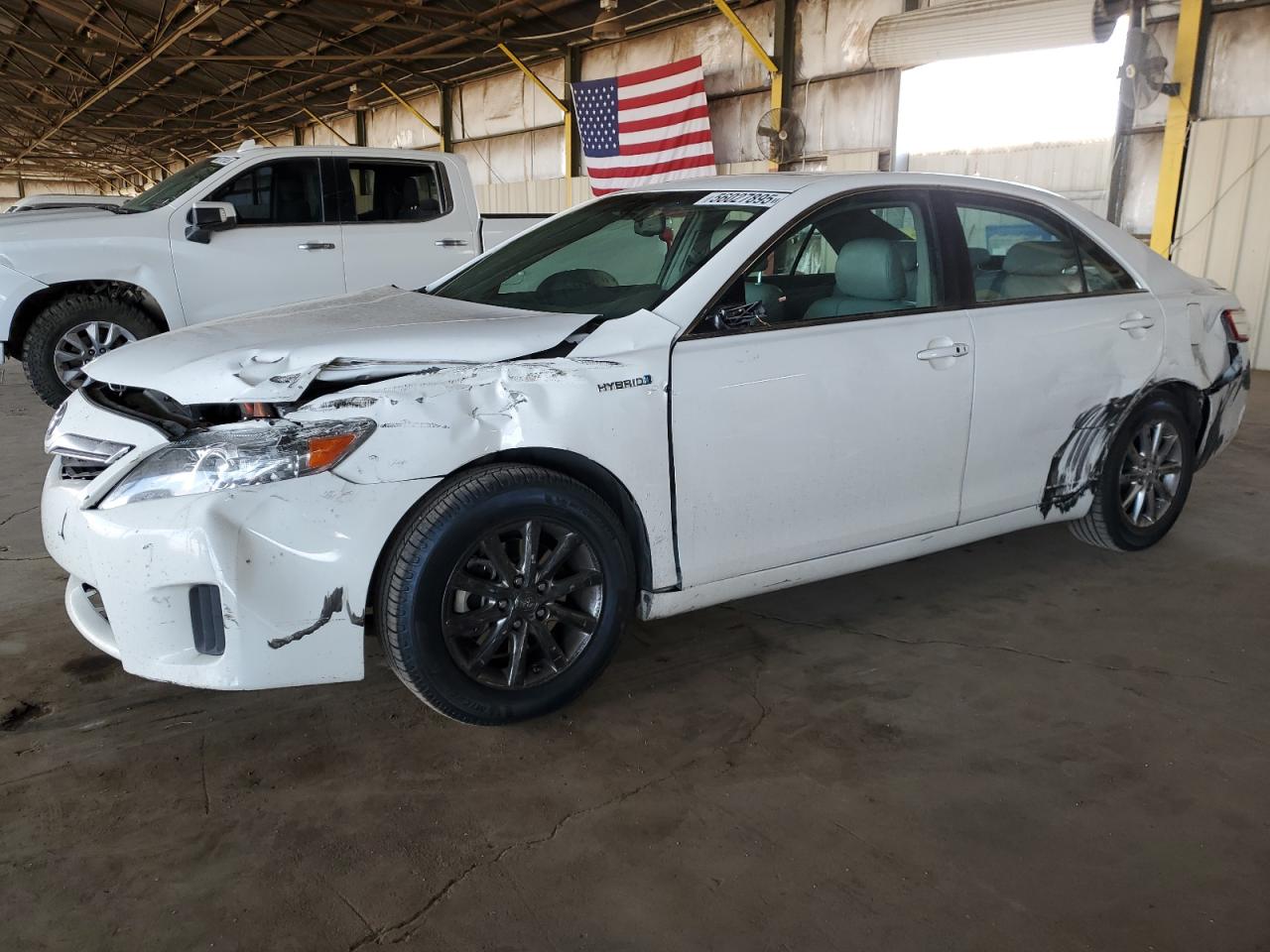 TOYOTA CAMRY HYBRID