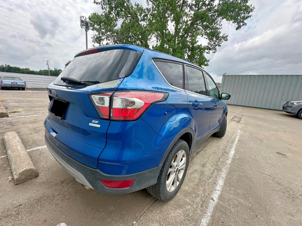 Vin: 1fmcu0gd5hud23115, lot: 55538605, ford escape se 20174