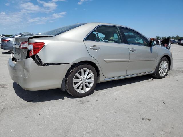 Vin: 4t1bk1fk6eu546072, lot: 57895415, toyota camry se 20143
