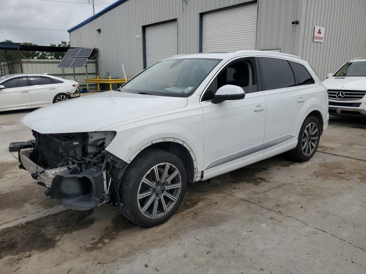 AUDI Q7 PREMIUM PLUS