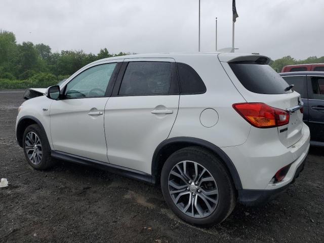 MITSUBISHI OUTLANDER 2019 white  gas JA4AR3AU7KU008518 photo #3