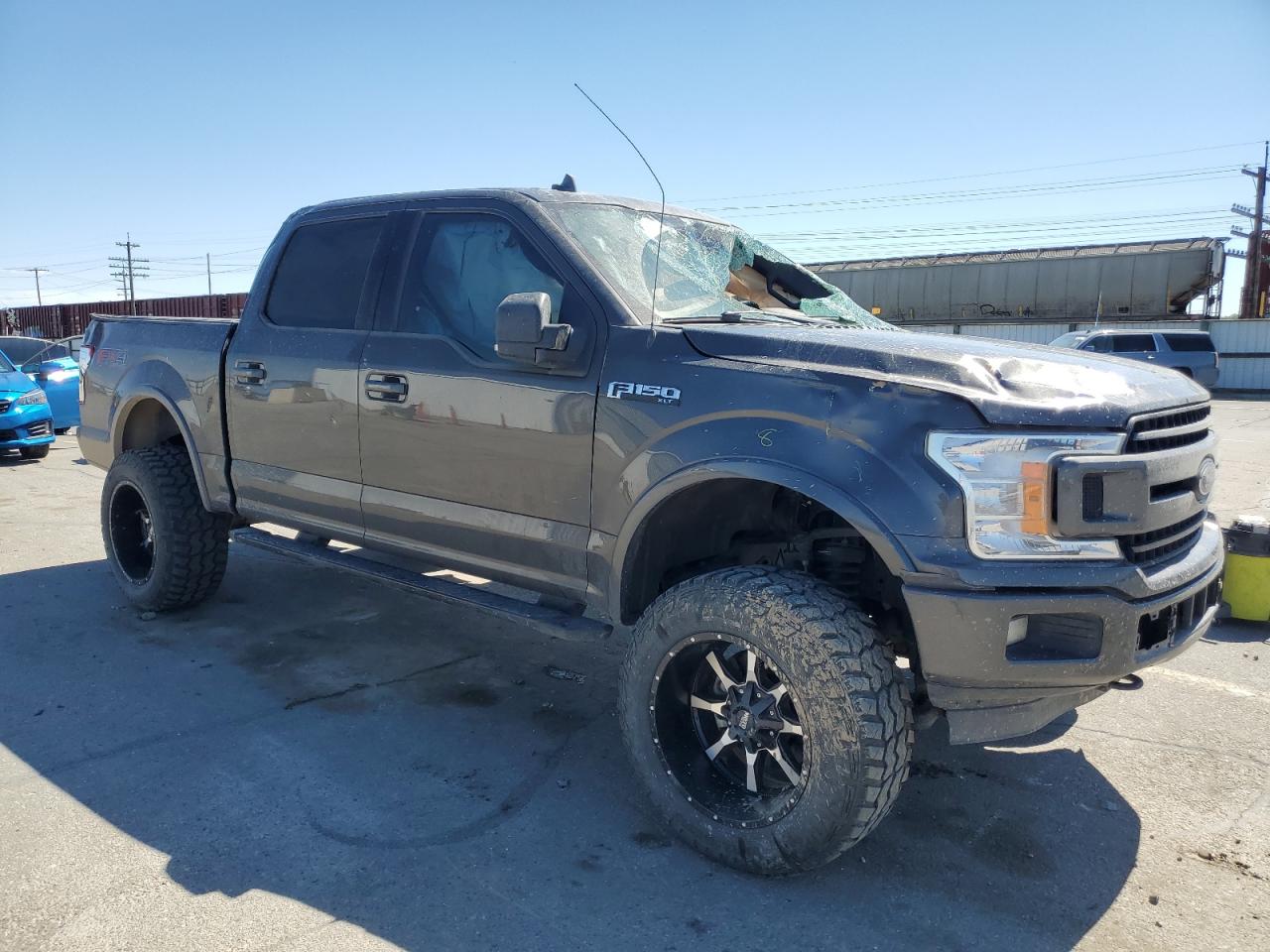 FORD F-150 SUPERCREW