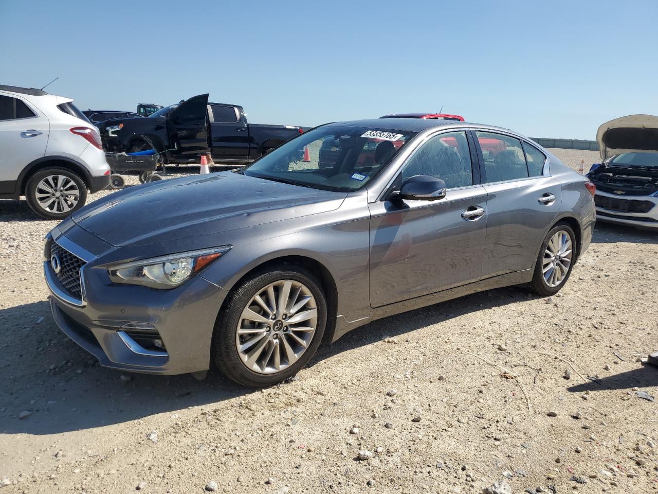 INFINITI Q50 LUXE