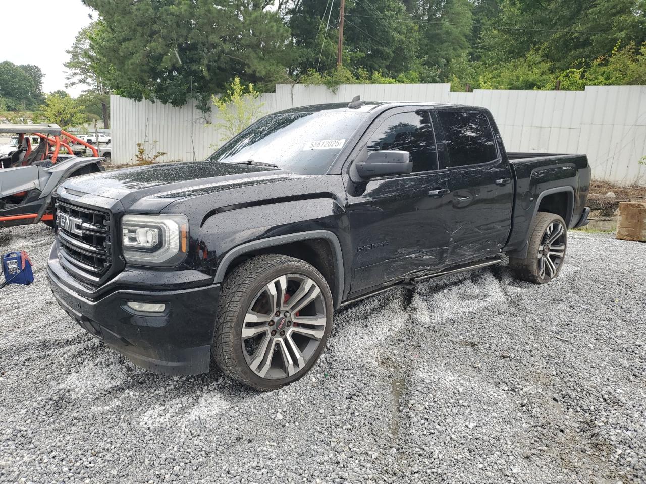GMC SIERRA C1500 SLT
