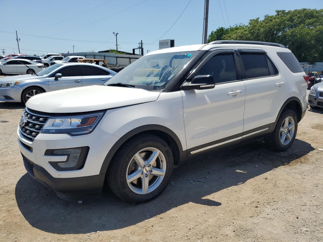 FORD EXPLORER XLT