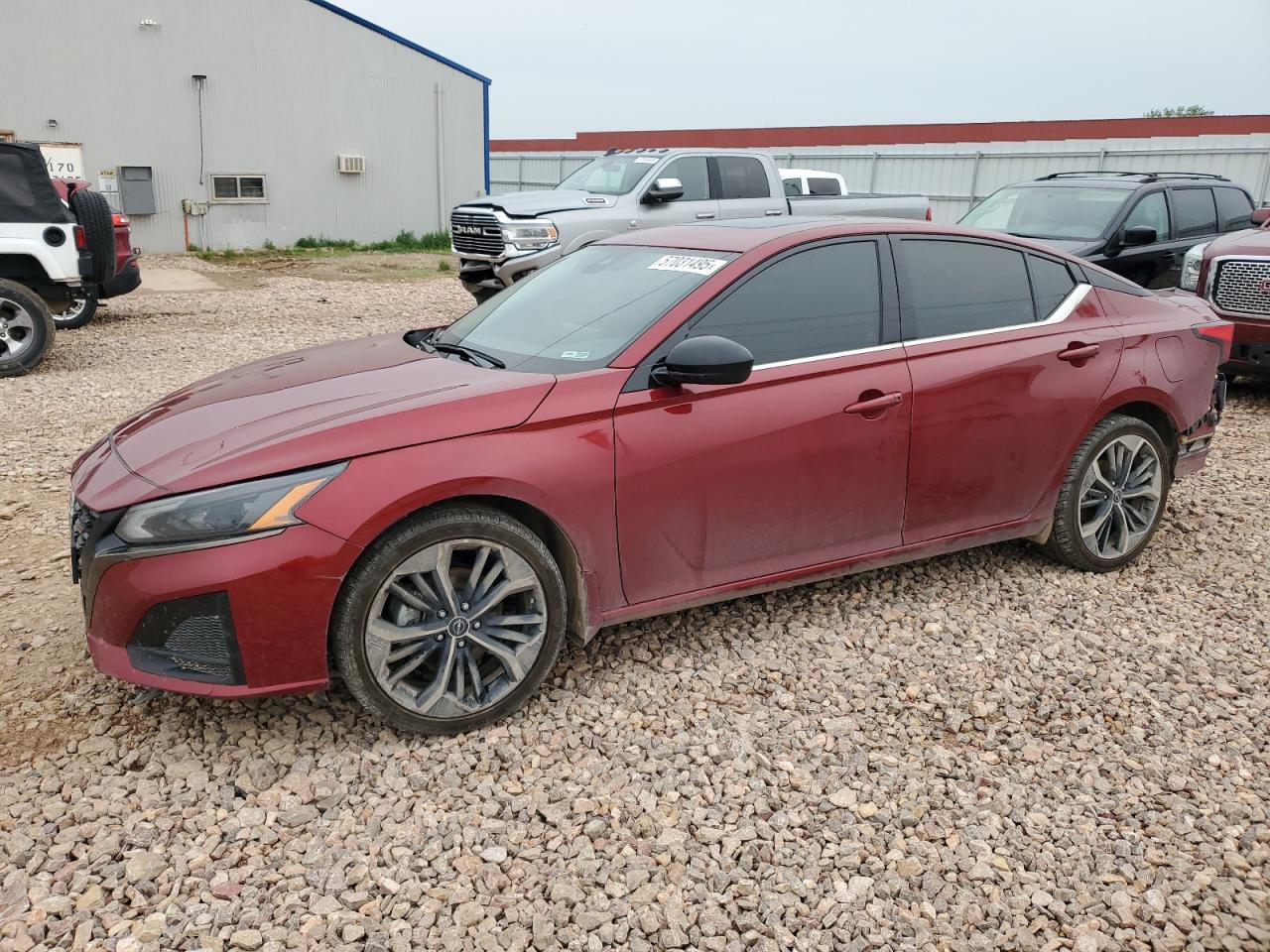 NISSAN ALTIMA SR