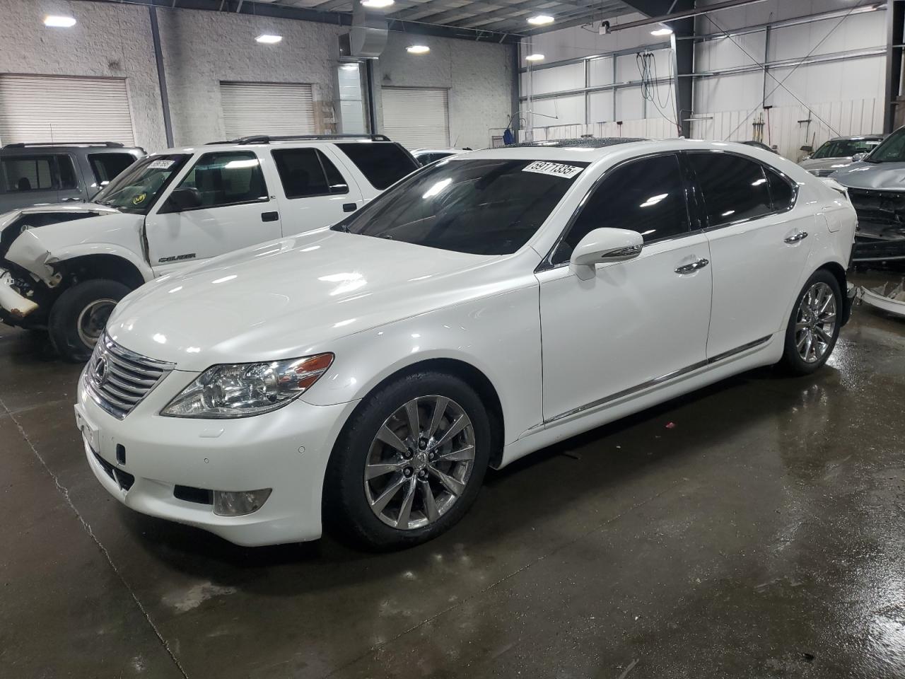 LEXUS LS 460