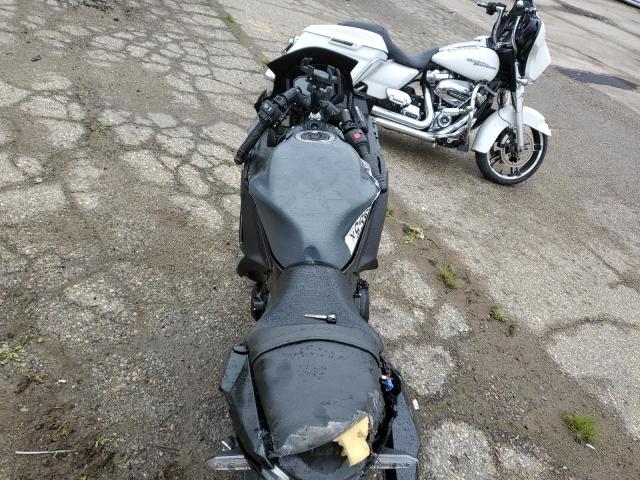 2024 KAWASAKI EX650 P ML5EXEP15RDAC4032