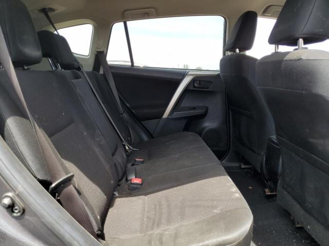 2015 TOYOTA RAV4 LE - JTMBFREV0FJ014676