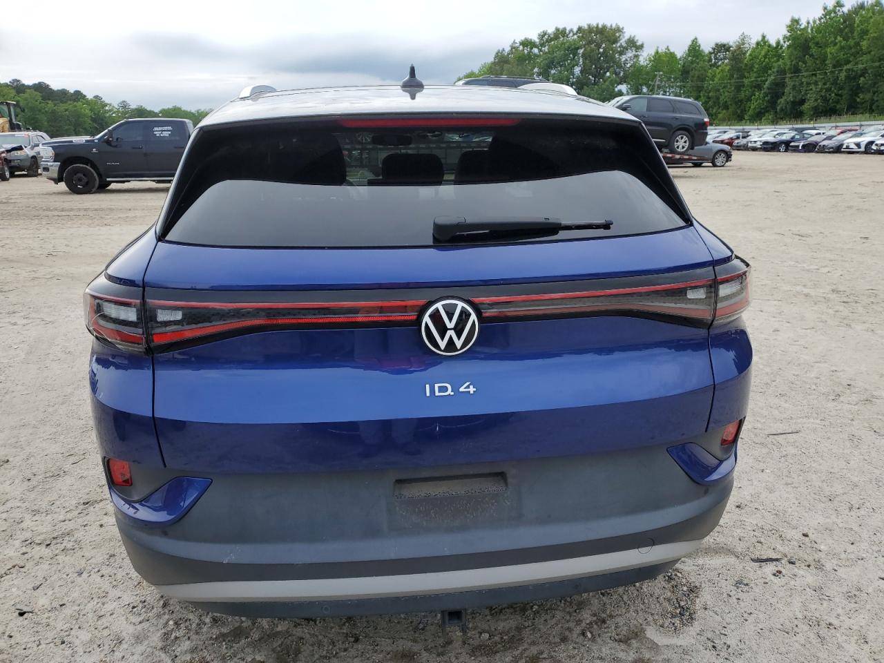 VOLKSWAGEN ID.4 FIRST EDITION