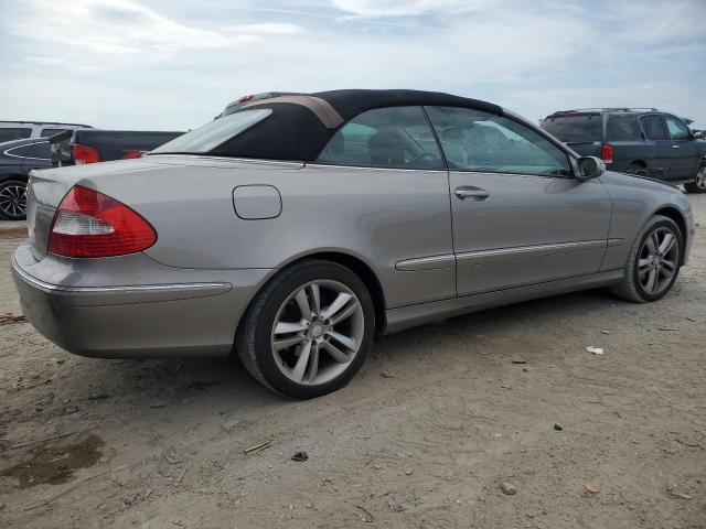 MERCEDES-BENZ CLK 350 2009 silver  gas WDBTK56F79T102356 photo #4