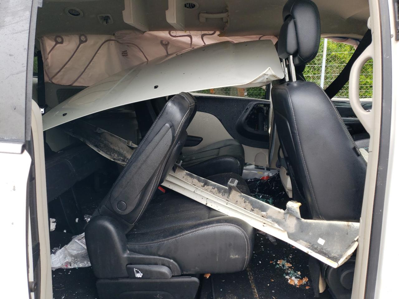 CHRYSLER TOWN & COUNTRY TOURING