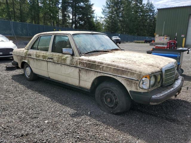 Vin: wdbab23a0db409512, lot: 58252825, mercedes-benz 240-class d 19834