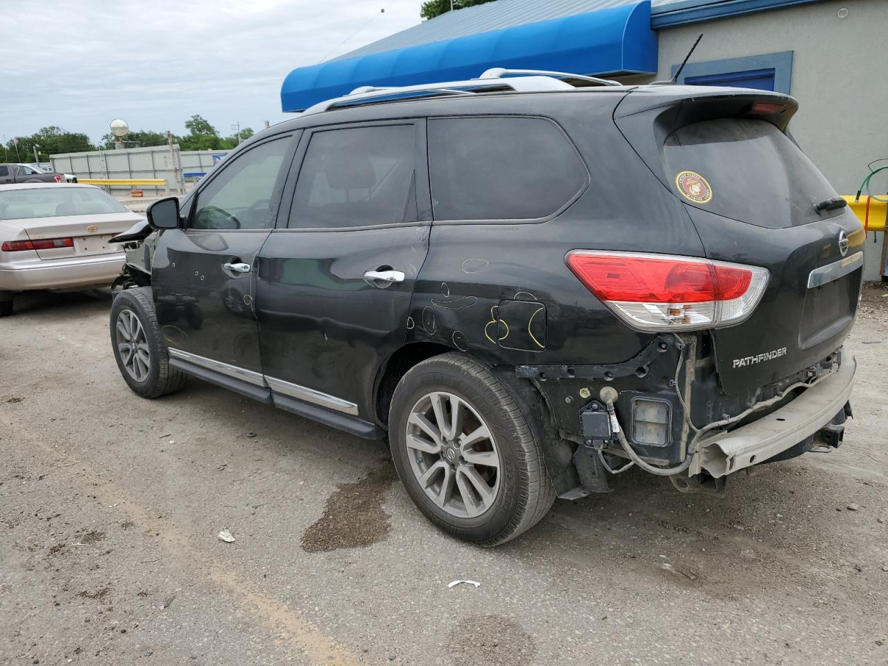 Nissan Pathfinder 2015