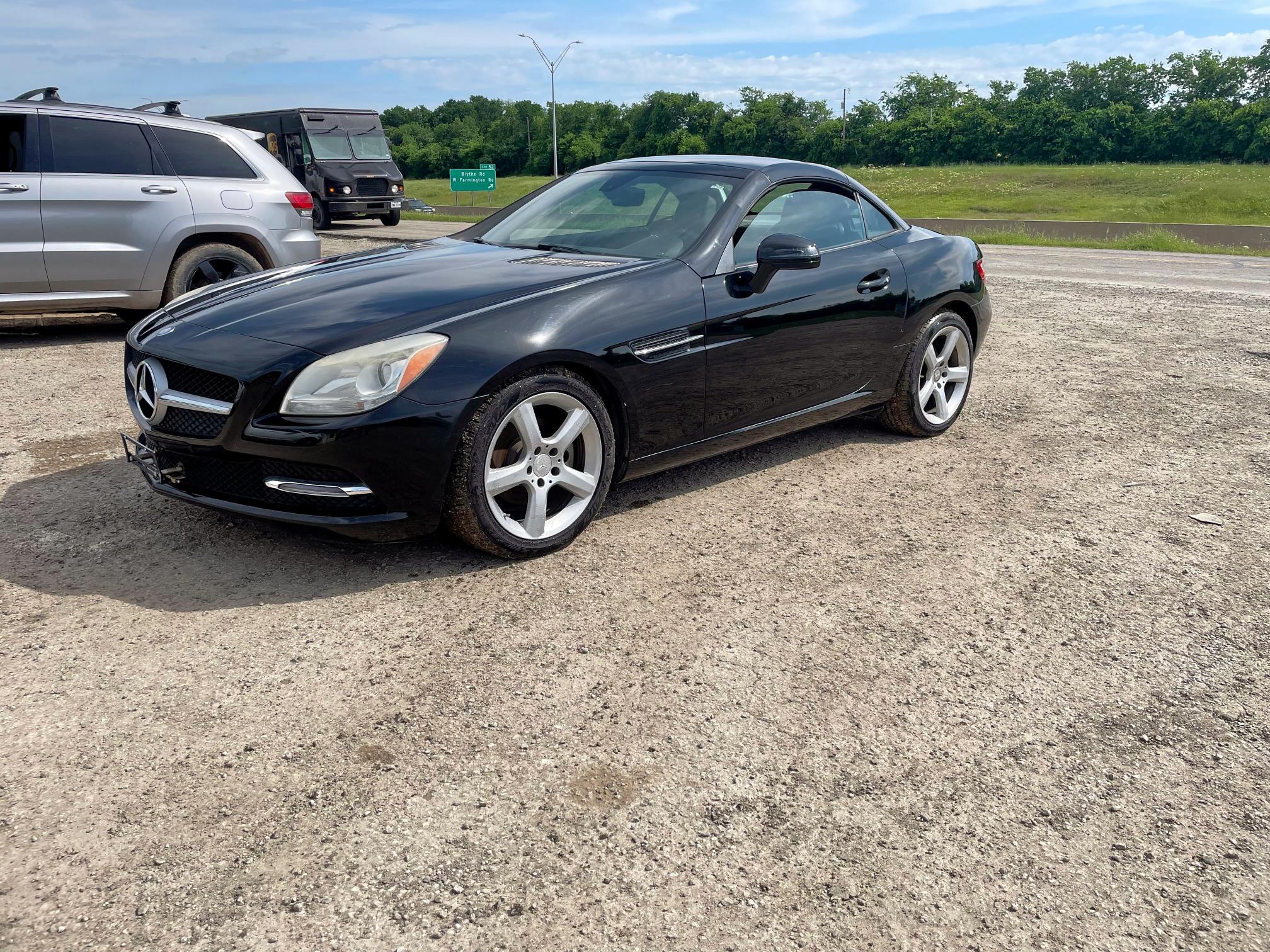 Vin: wddpk4ha1ff098934, lot: 55996085, mercedes-benz slk-class 250 20152