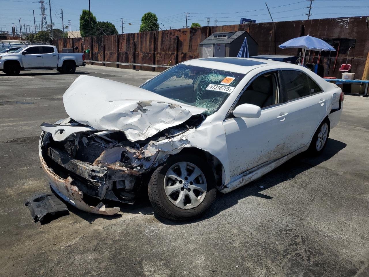 TOYOTA CAMRY BASE