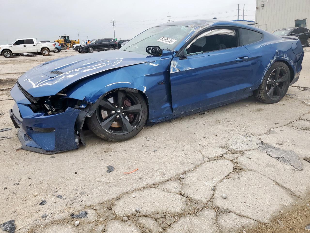 FORD MUSTANG GT