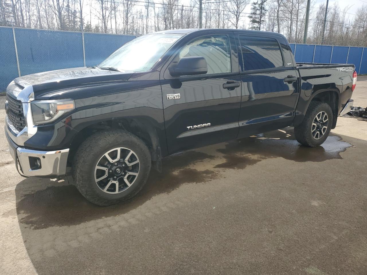 TOYOTA TUNDRA CREWMAX SR5