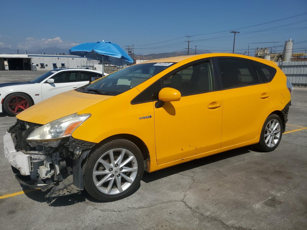 TOYOTA PRIUS V