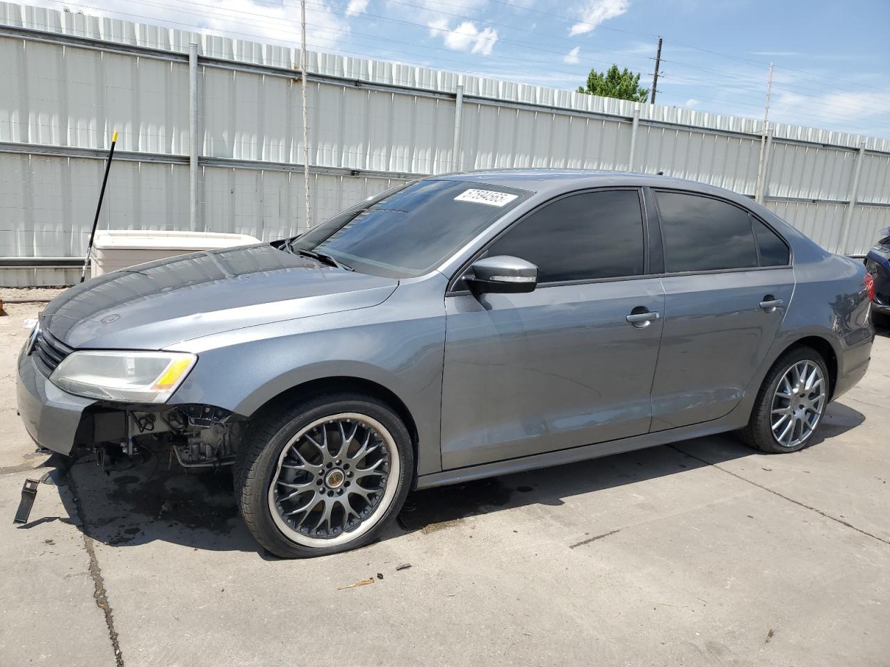 VOLKSWAGEN JETTA SE